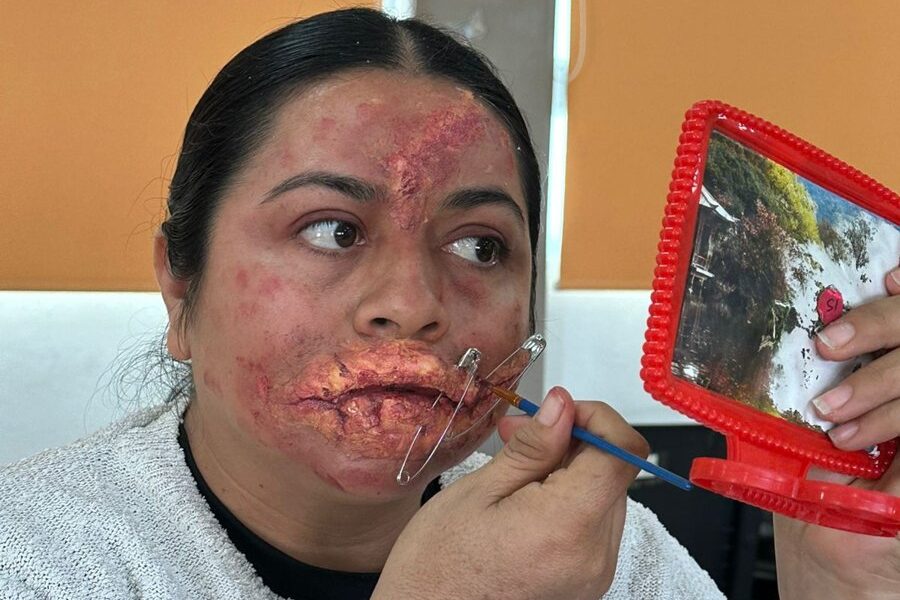 ICAT PLANTEL XPUJIL IMPARTE CURSO “MAQUILLAJE DE FANTASÍA”