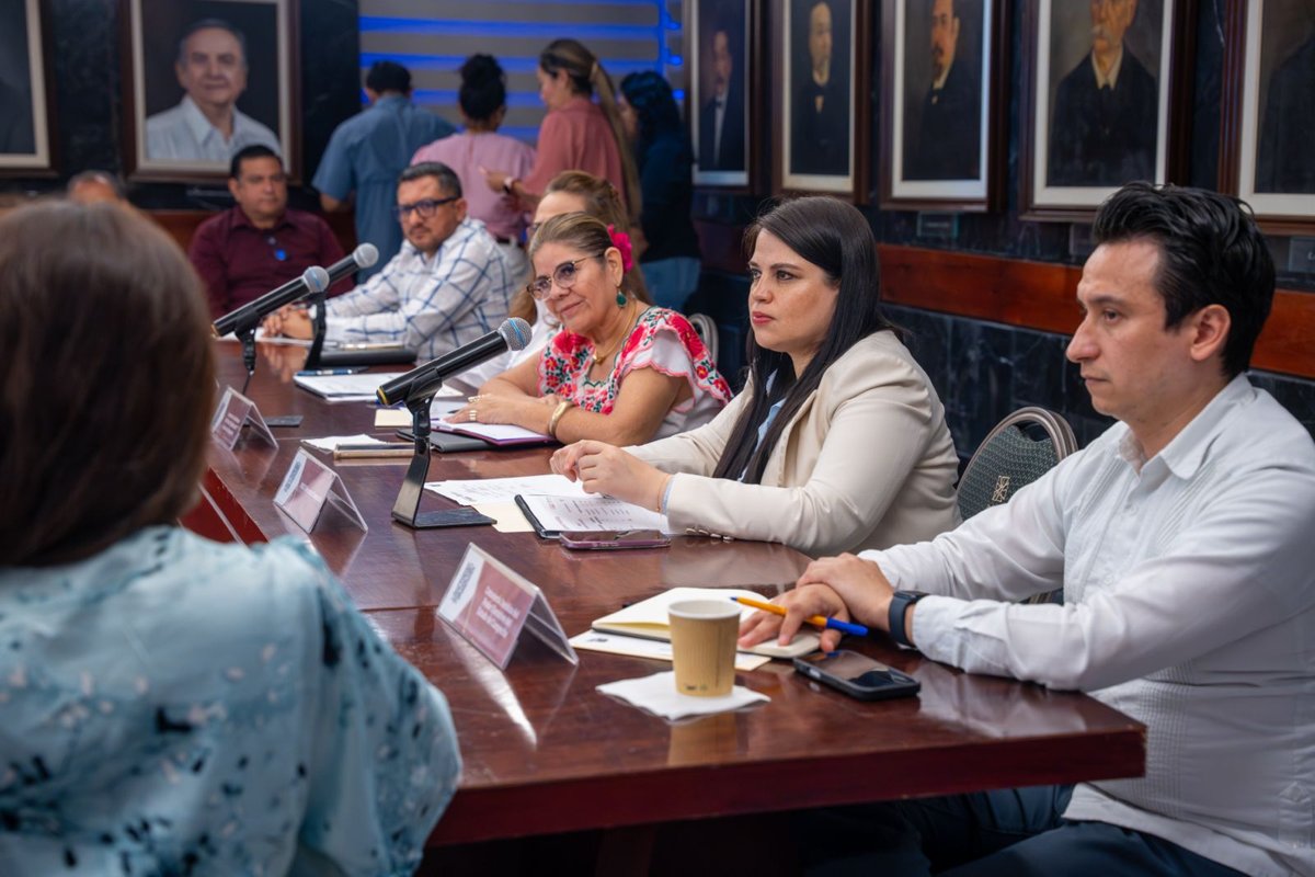CAMPECHE COMPROMETIDO CON EL FORTALECIMIENTO DEL IMSS-BIENESTAR