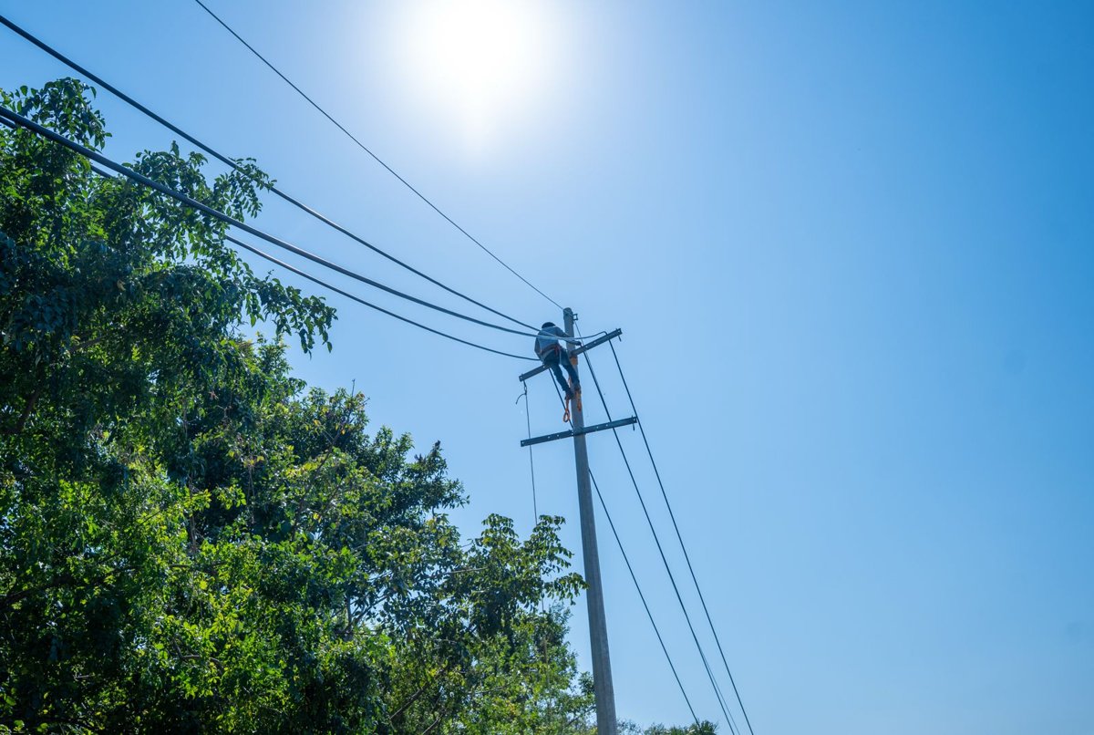 AVANZA SUBESTACIÓN ELÉCTRICA EN ATASTA; FORTALECERÁ EL SUMINISTRO Y DARÁ CERTEZA ENERGÉTICA A LA REGIÓN: LHR