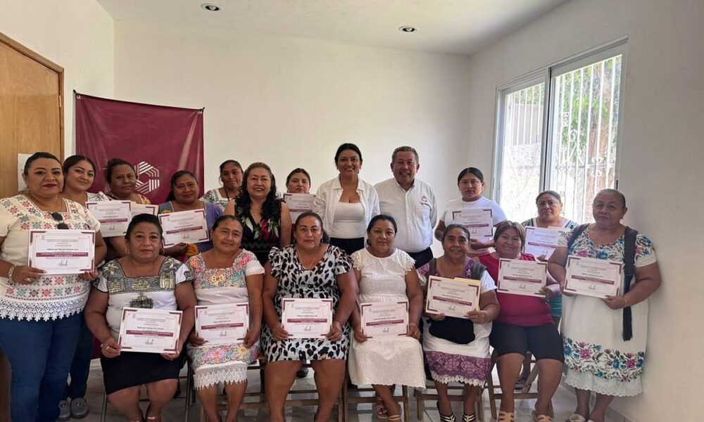 IMPULSANDO EL TURISMO EN CARMEN