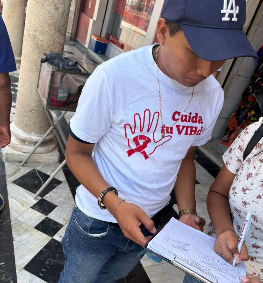 PREVÉN EL VIH EN SITIOS PÚBLICOS Y ESCUELAS