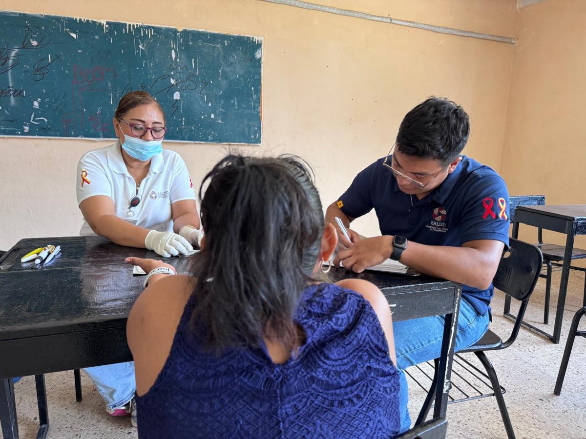 LLEVAN ATENCIÓN INTEGRAL A ESTUDIANTES Y MAESTROS DE LA SECUNDARIA TÉCNICA INDUSTRIAL NO. 26