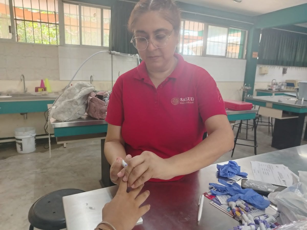 REALIZAN ACCIONES PREVENTIVAS CONTRA EL VIH Y CUIDADOS DE LA SALUD SEXUAL