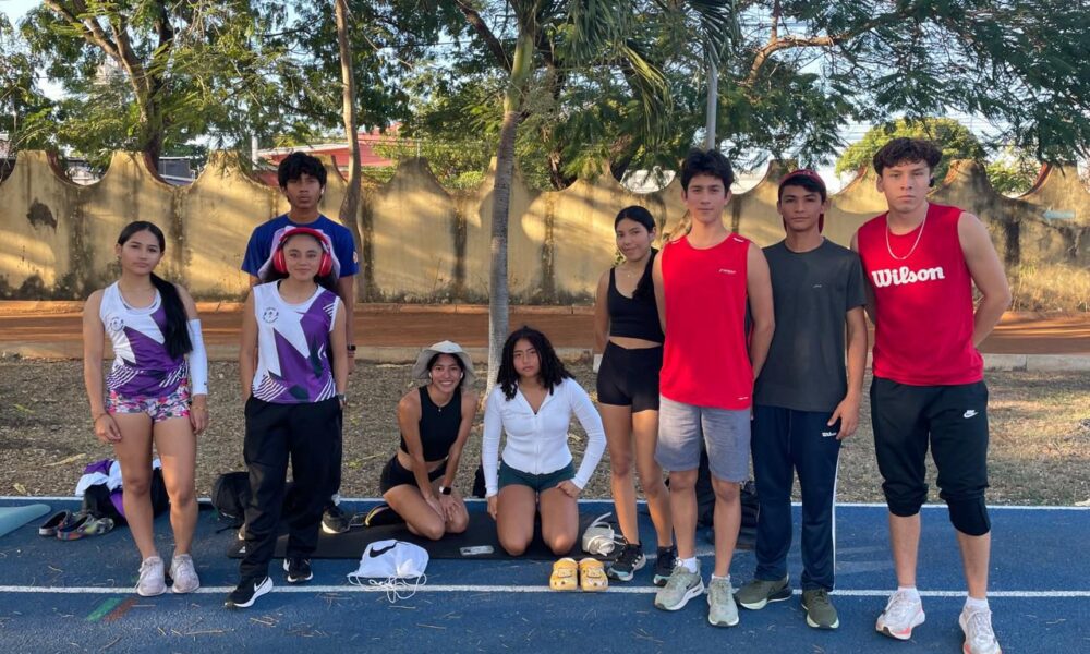 VIAJAN ATLETAS CAMPECHANOS AL INVERNAL DE PISTA Y CAMPO, EN YUCATÁN