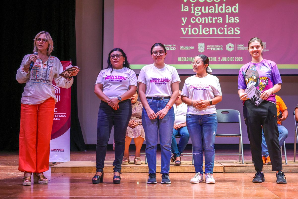 250 MUJERES DE HECELCHAKÁN PARTICIPAN EN LA “ASAMBLEA DE MUJERES, VOCES POR LA IGUALDAD Y CONTRA LAS VIOLENCIAS”