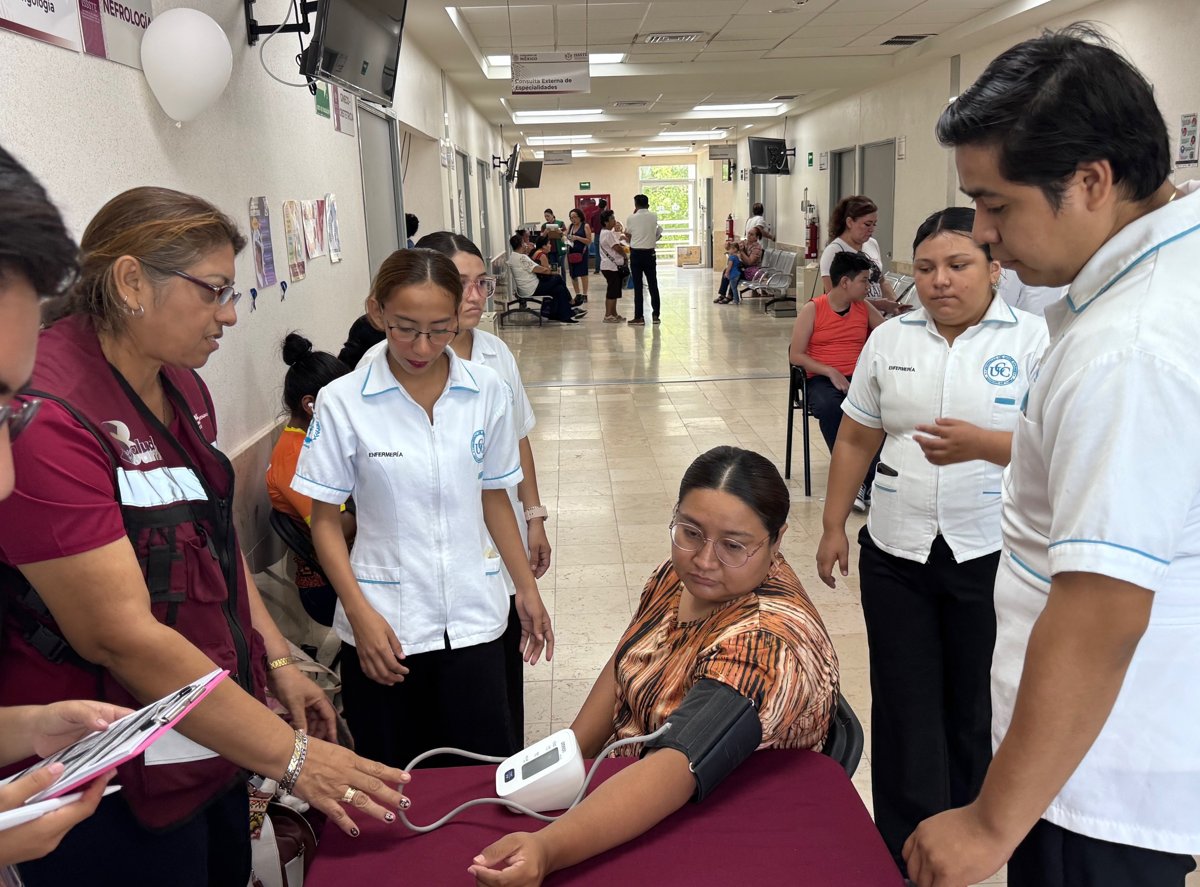 BENEFICIAN A DERECHOHABIENTES DEL ISSSTE EN CARMEN CON SALUD EN TU BARRIO