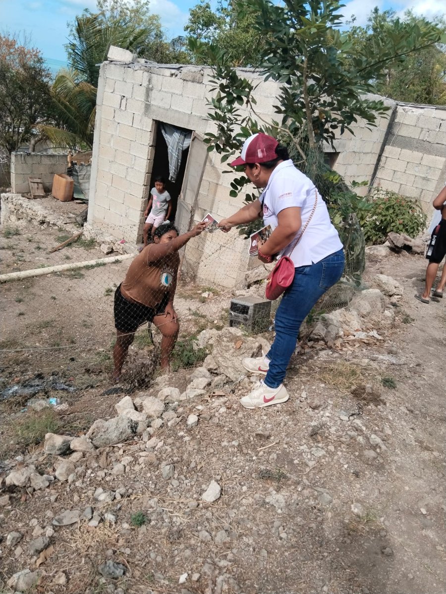 “VOLANTEO DEL ICAT ACCIÓN MÓVIL SEYBAPLAYA EN EL BARRIO DE GUADALUPE DE ESTE MUNICIPIO” El ICAT ACCIÓN MÓVIL SEYBAPLAYA MES CON MES REALIZA ACTIVIDADES DE PROMOCIÓN Y DIFUSIÓN CON MOTIVO DE LLEVAR A MAS PERSONAS LA OPORT