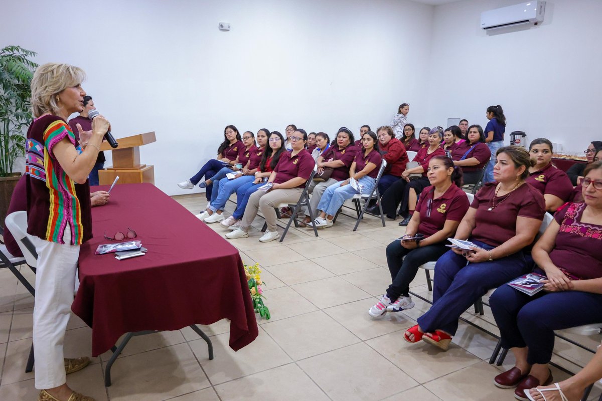 IMEC PRESENTA LA CARTILLA DE DERECHOS DE LAS MUJERES EN EL ISSSTECAM