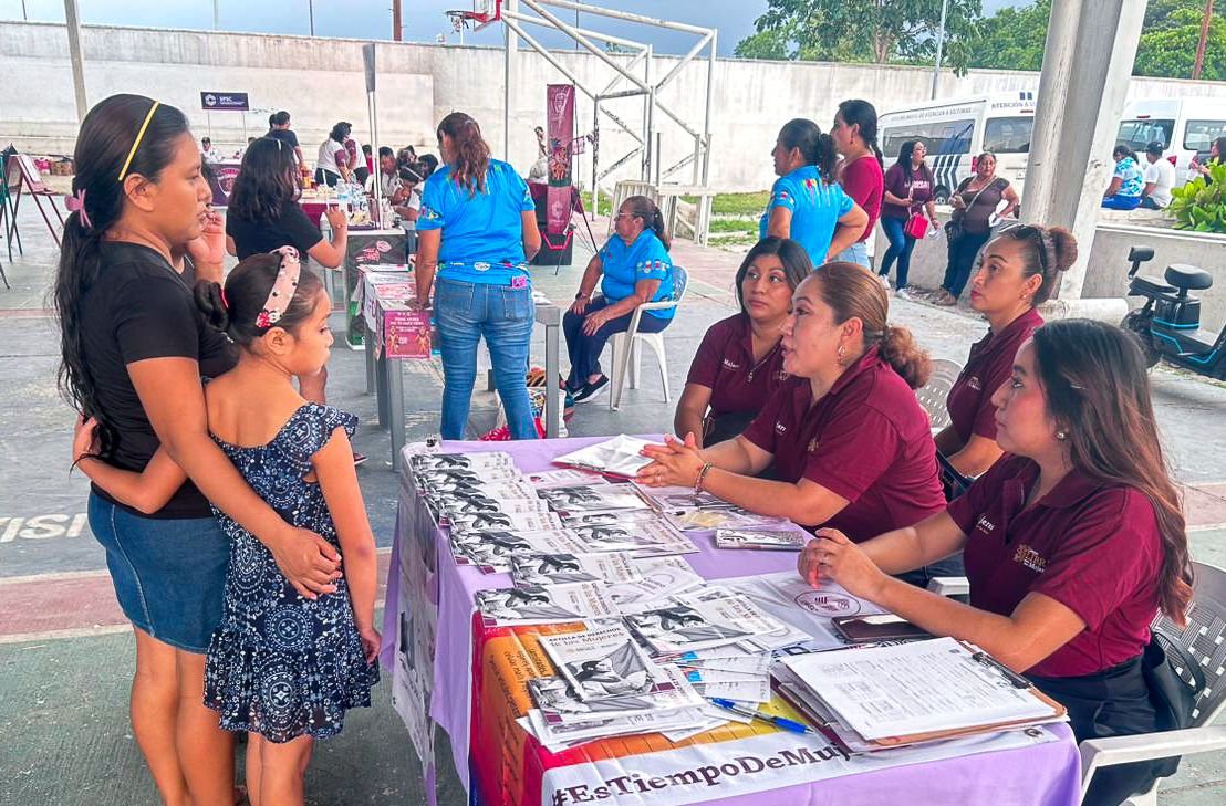 LA UNIDAD MÓVIL “LA VIOLETA” DEL IMEC ACERCA SERVICIOS GRATUITOS A MUJERES DE CHAMPOTÓN