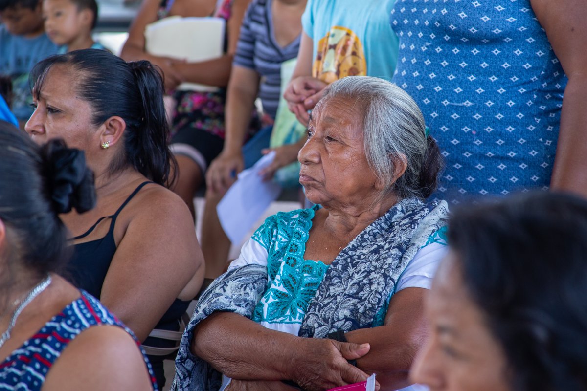 CODESVI ACERCA PROGRAMAS DE VIVIENDA Y ENTREGA APOYOS EN CALKINÍ