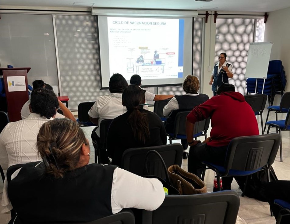 Refuerzan Conocimientos Del Personal De Enfermería En Materia De Vacunación Universal