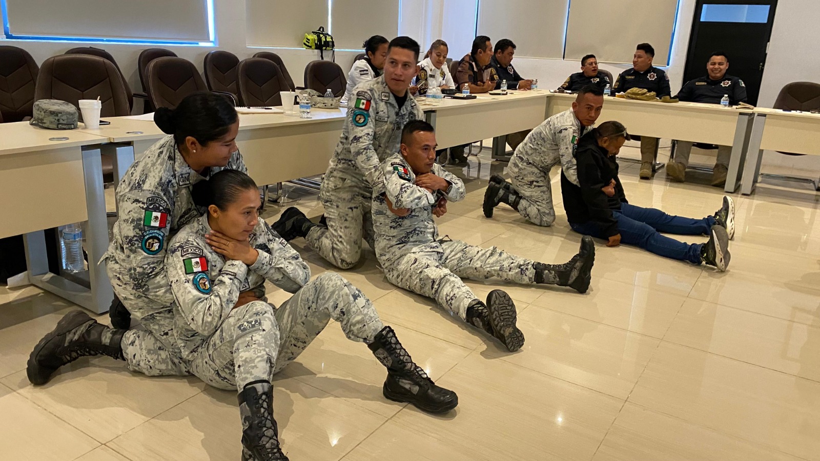 CAPACITAN A TRABAJADORES COMO PRIMEROS RESPONDIENTES ANTE EMERGENCIAS