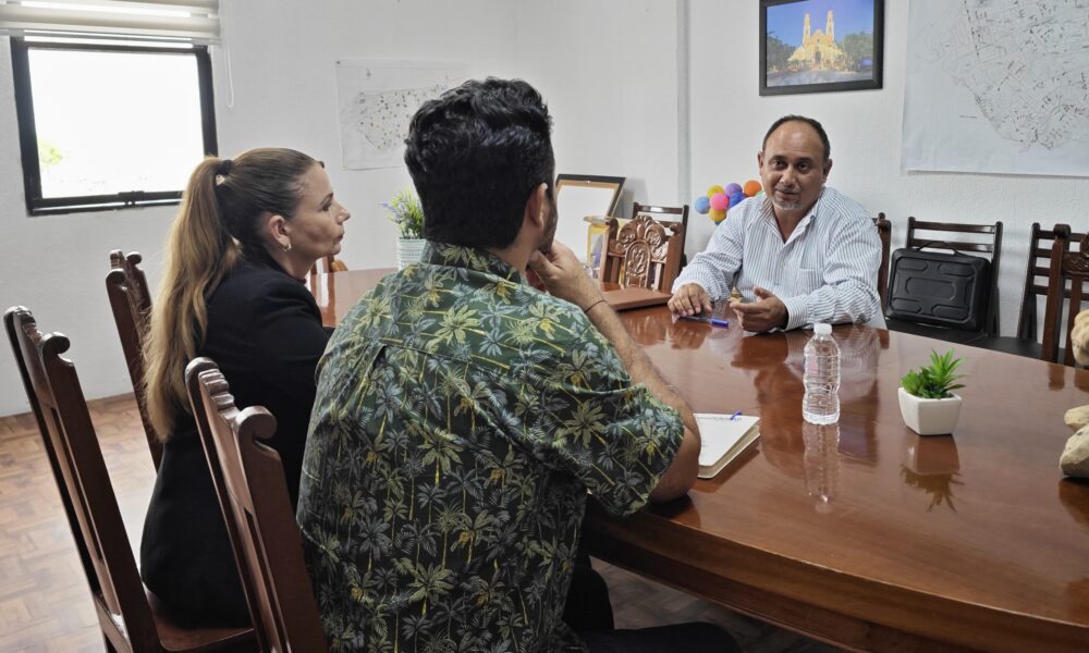 TITULAR DE CODESVI SE REUNE CON EL ALCALDE DEL MUNICIPIO DE CARMEN
