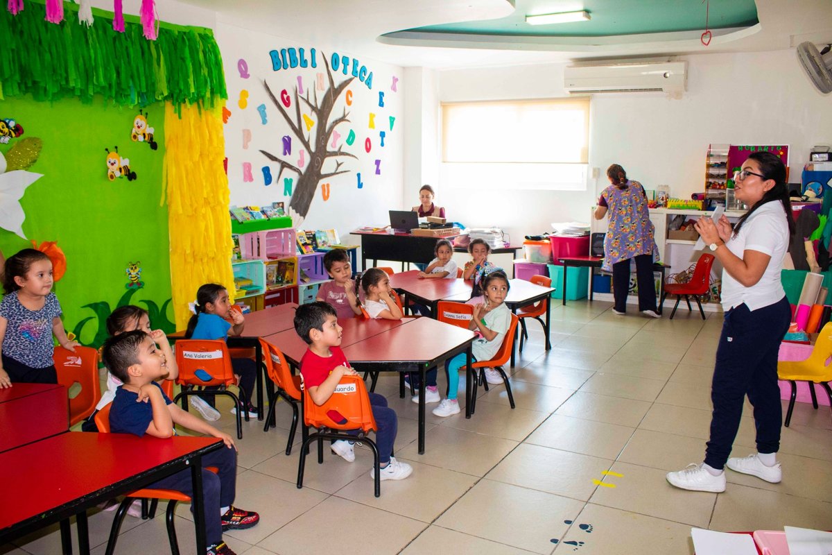 PEQUEÑOS ARTISTAS, GRANDES MUJERES, UNA EXPOSICIÓN EN EL PREESCOLAR CENDI ISSSTECAM