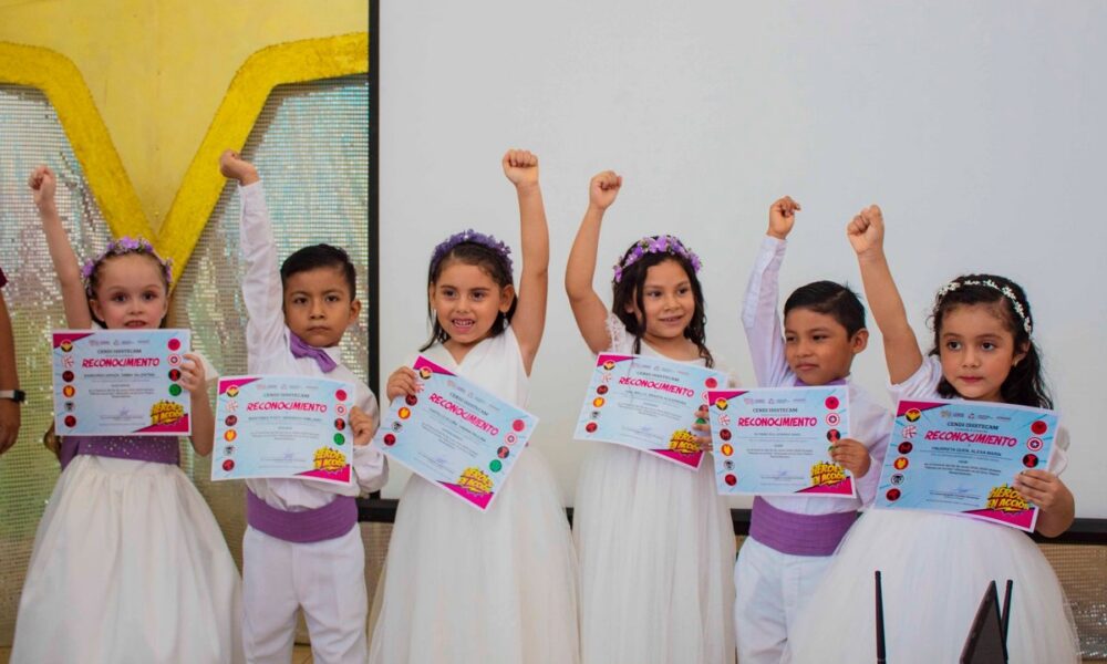 ENTREGA DE CERTIFICADOS 3ERO PREESCOLAR CENDI ISSSTECAM
