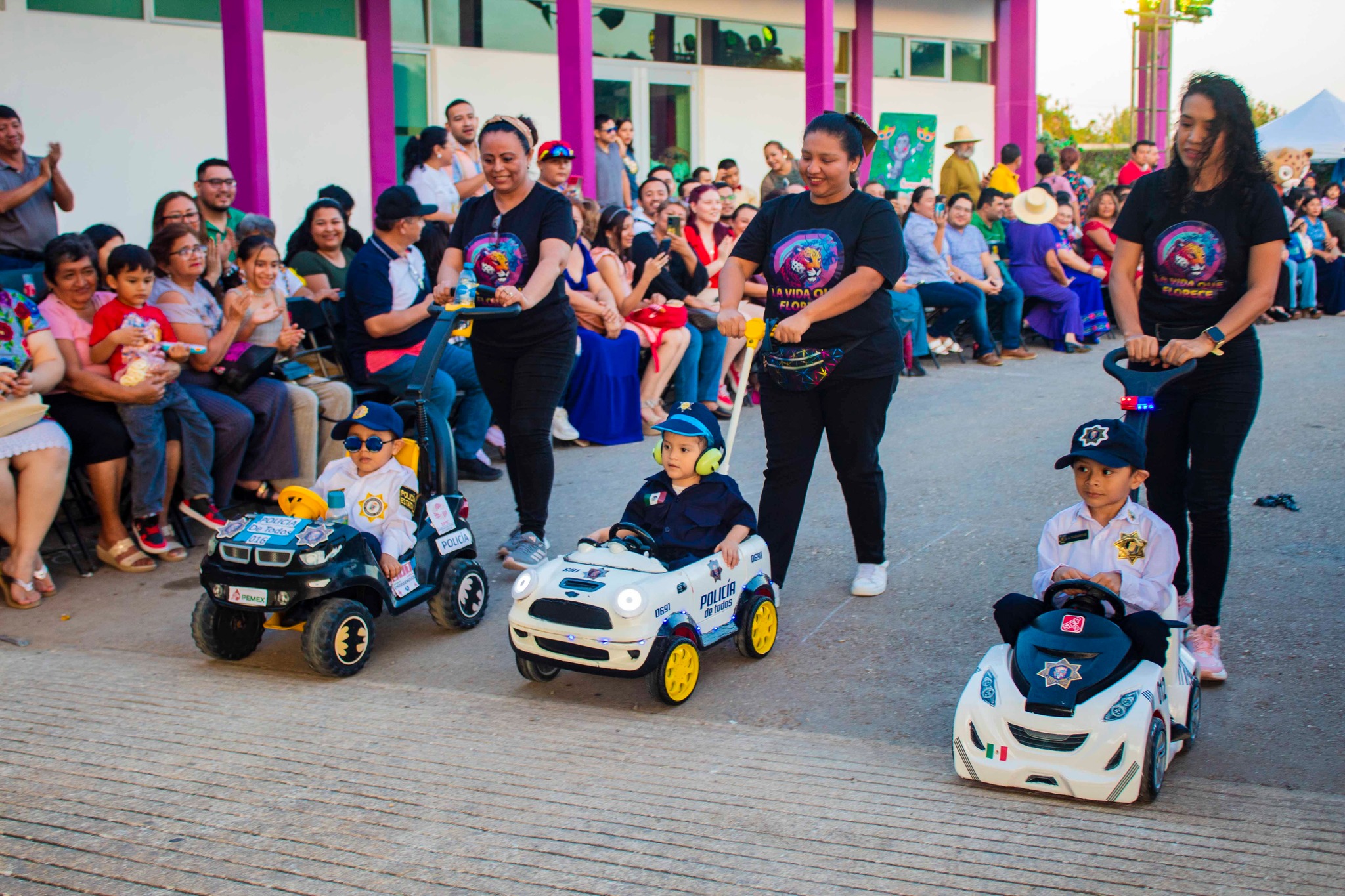 DESFILE DE CARNAVAL