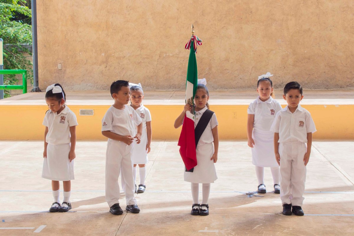 CAMBIO DE ESCOLTA DE PREESCOLAR CENDI ISSSTECAM