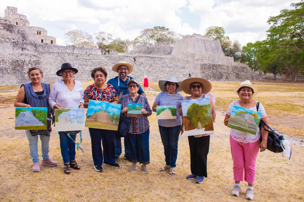 JUBILADAS DEL CIAM ISSSTECAM DEL TALLER DE ARTES VISUALES VISITAN EDZNÁ PARA PINTAR