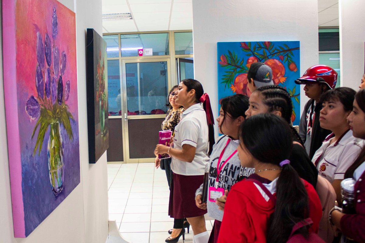 EXPOSICIÓN "MUJERES QUE INSPIRAN" POR CIAM ISSSTECAM