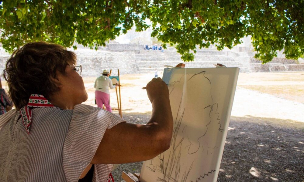 JUBILADAS DEL CIAM ISSSTECAM DEL TALLER DE ARTES VISUALES VISITAN EDZNÁ PARA PINTAR