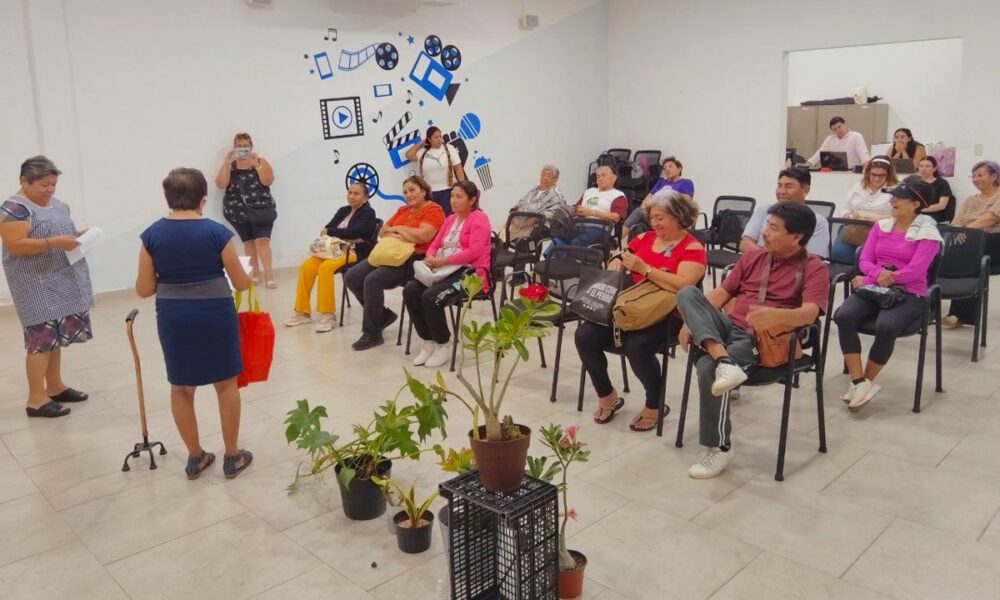 "LA RARA DEL BARRIO" Y CHARLA "EL NIDO VACÍO" POR EL MES DE LA MUJER EN EL CIAM ISSSTECAM