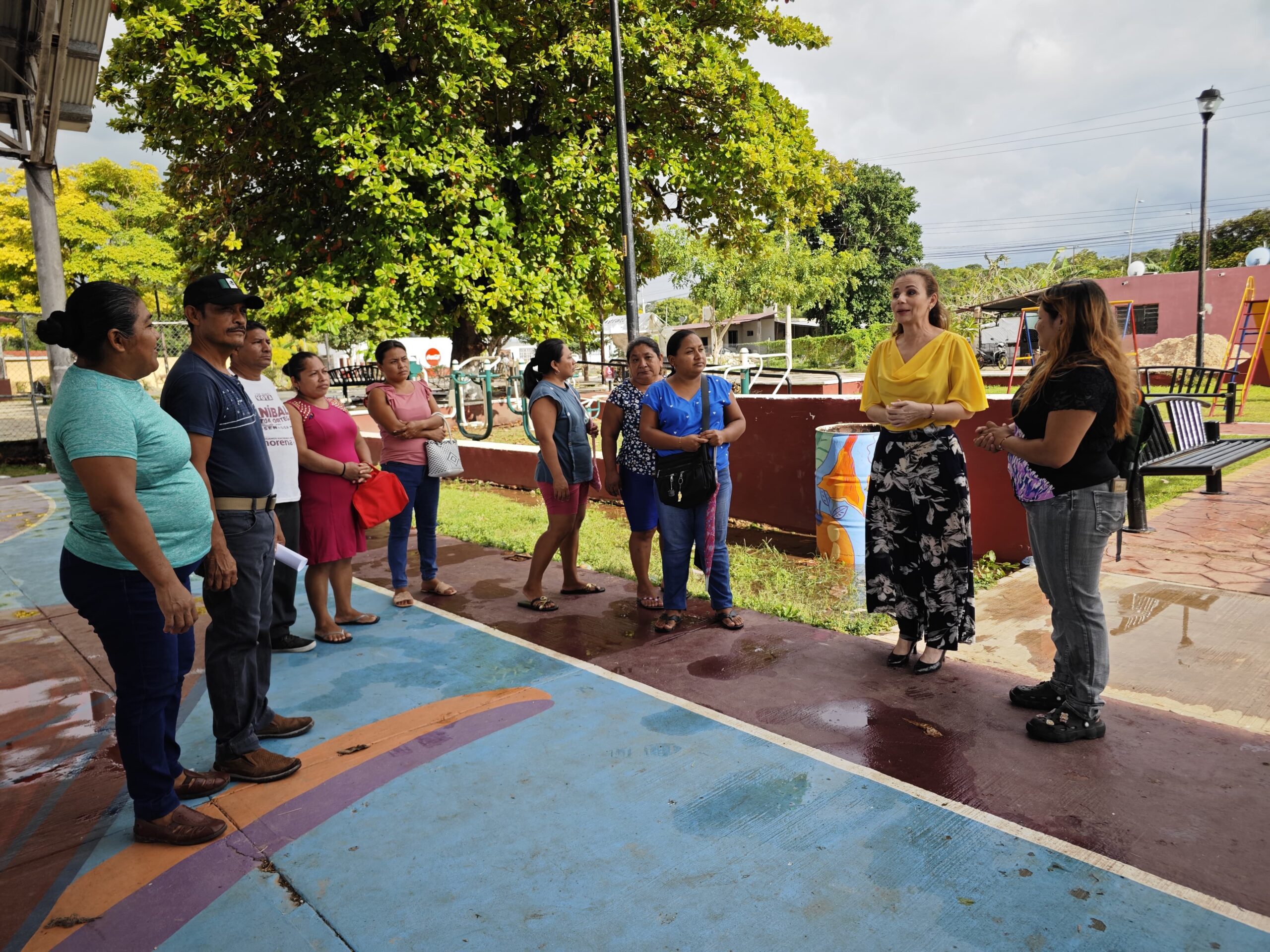 CONTINÚA LA ENTREGA DE LÁMINAS A BAJO COSTO EN EL MUNICIPIO DE CAMPECHE