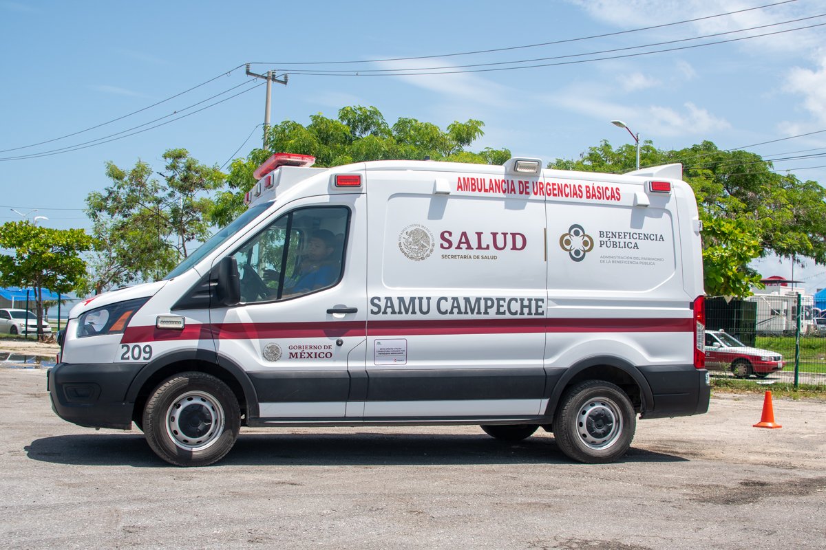 CAPACITAN A PERSONAL DEL CRUM EN MANEJO SEGURO DE AMBULANCIAS