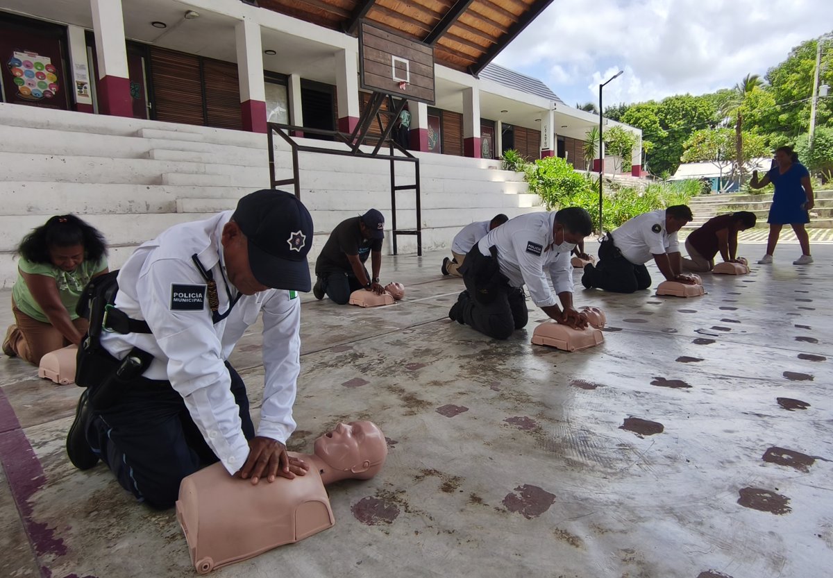 AVANZA CALAKMUL PARA CERTIFICARSE COMO MUNICIPIO PROMOTOR DE LA SALUD