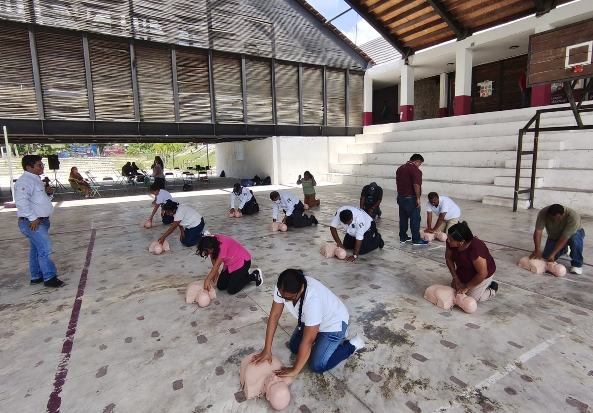 AVANZA CALAKMUL PARA CERTIFICARSE COMO MUNICIPIO PROMOTOR DE LA SALUD