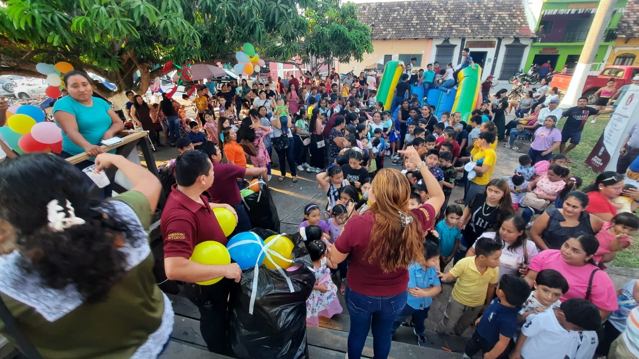 FESTEJO DEL DÍA DEL NIÑO EN PALIZADA: UN EVENTO LLENO DE ALEGRÍA Y SONRISAS EN UN AMBIENTE LLENO DE ALEGRÍA, COLORES Y EMOCIONES, EL ICAT ACCIÓN MÓVIL DEL MUNICIPIO DE PALIZADA CELEBRÓ CON ENTUSIASMO EL DÍA DEL NIÑO EN L