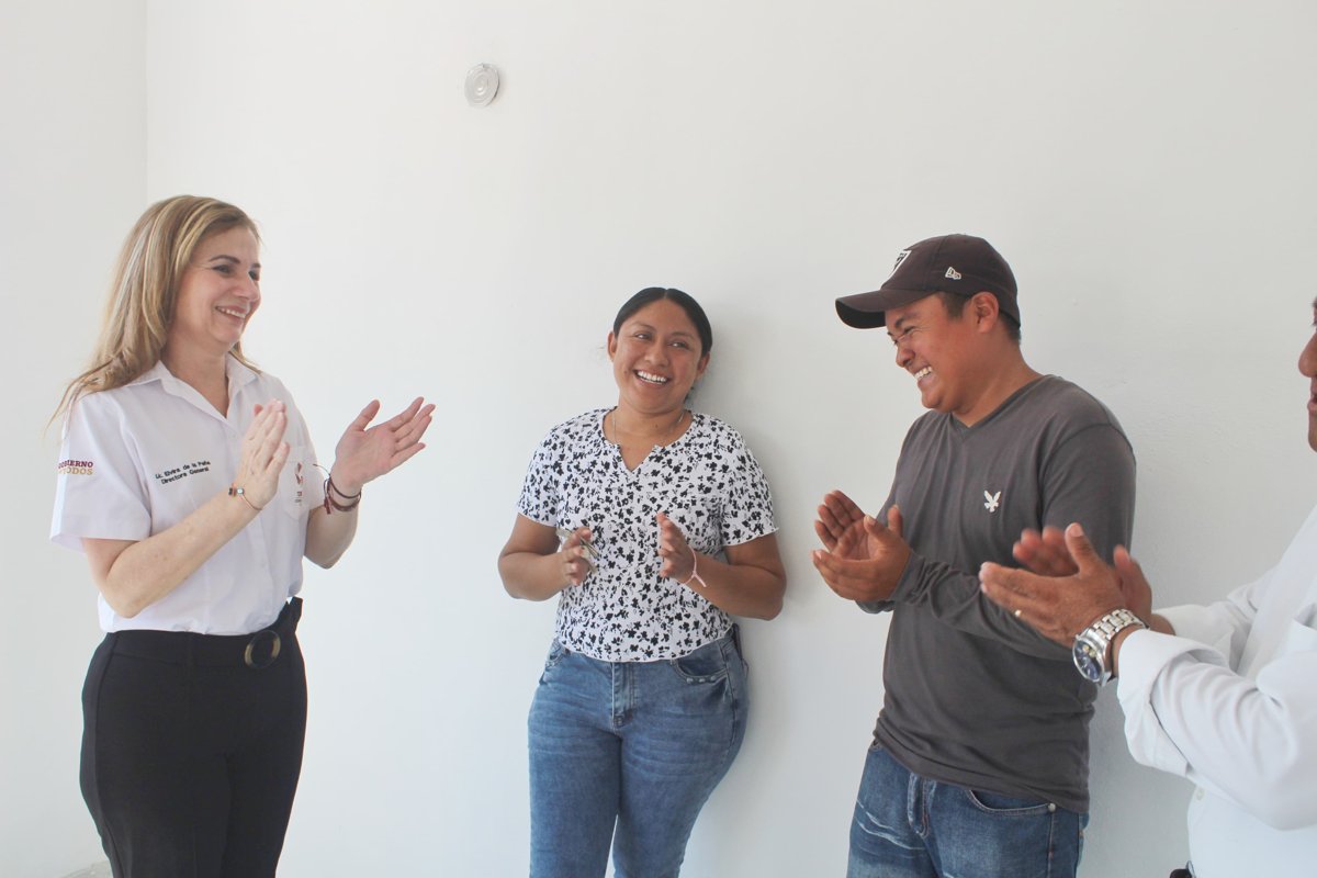 CODESVI CONTINUA CON LA ENTREGA DE VIVIENDAS A FAMILIAS EN EL MUNICIPIO DE ESCÁRCEGA