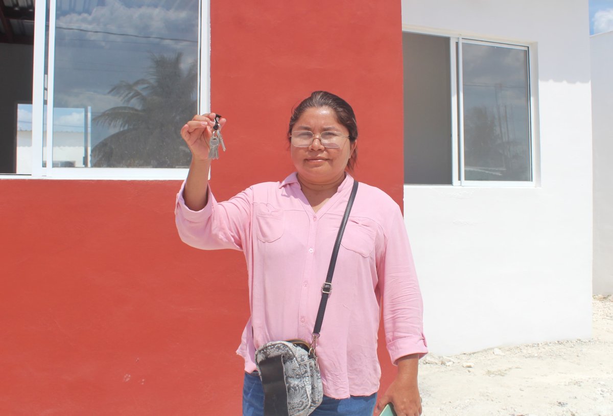 CODESVI CONTINUA CON LA ENTREGA DE VIVIENDAS A FAMILIAS EN EL MUNICIPIO DE ESCÁRCEGA