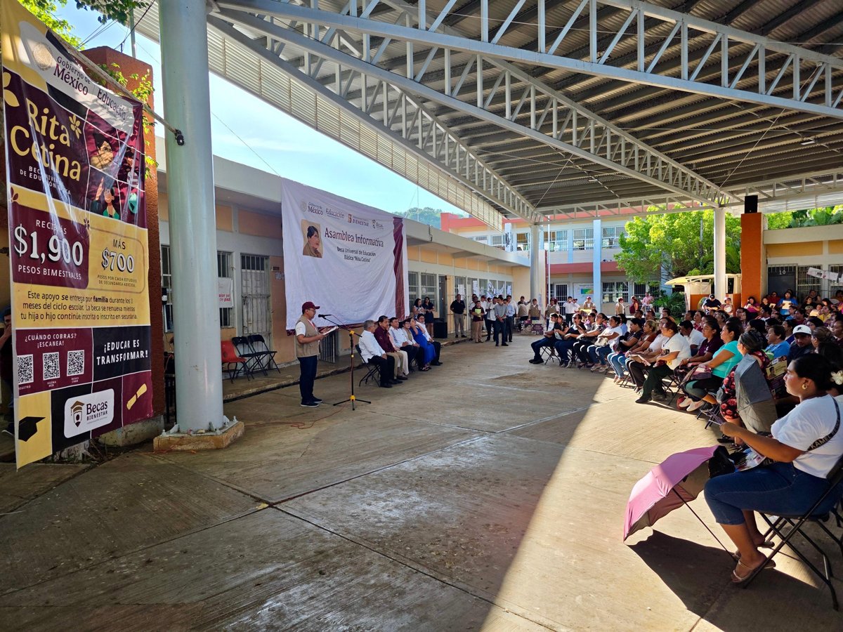 INICIAN ASAMBLEAS INFORMATIVAS DEL PROGRAMA DE BECAS “RITA CETINA” EN NIVEL SECUNDARIA