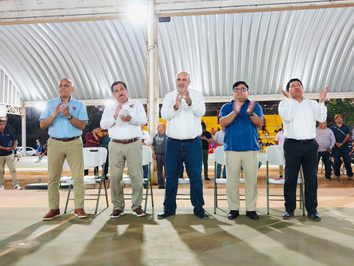 SE INAUGURAN LAS JORNADAS DEPORTIVAS POR EL ANIVERSARIO DE LA EXPROPIACIÓN PETROLERA
