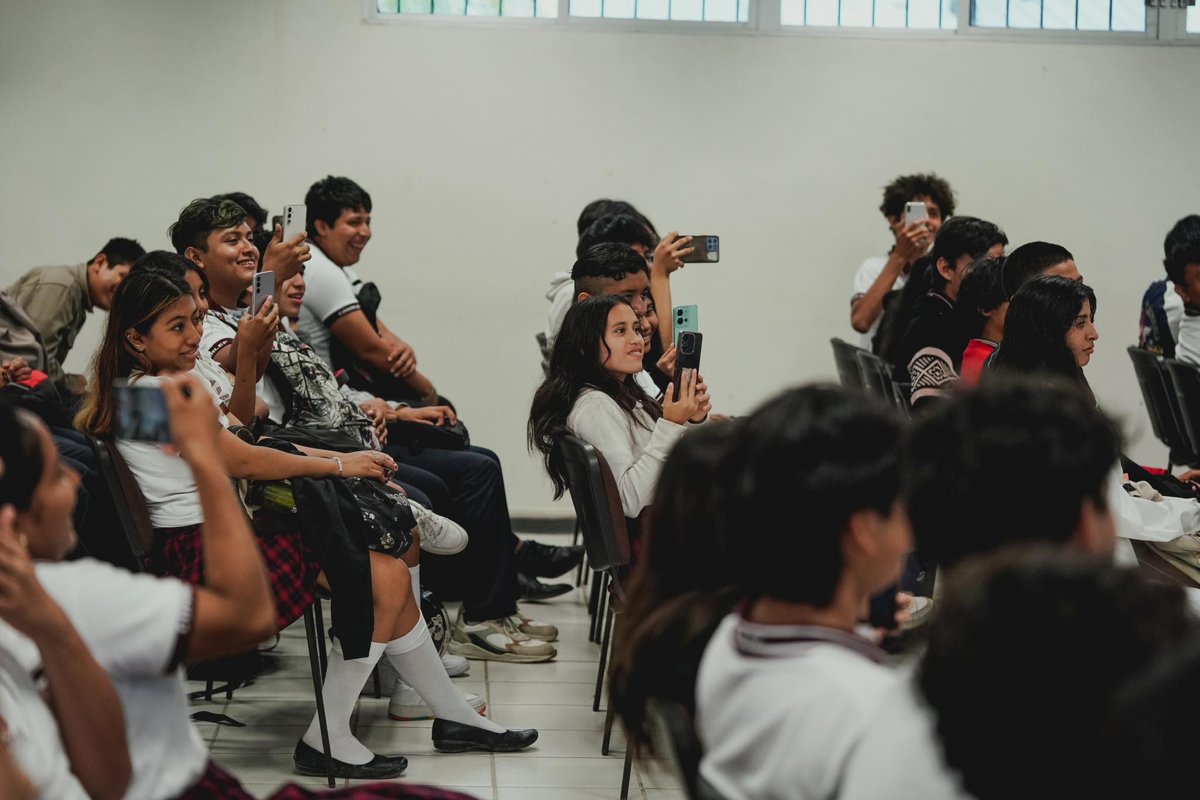 PLANTEL CAMPECHE PROYECTO "DE LA CALLE A LA ESCUELA"