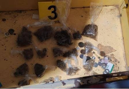 REALIZAN CATEOS EN ESCÁRCEGA ASEGURAN PERSONAS, DROGAS, DINERO, MUNICIONES Y ARMAS DE FUEGO