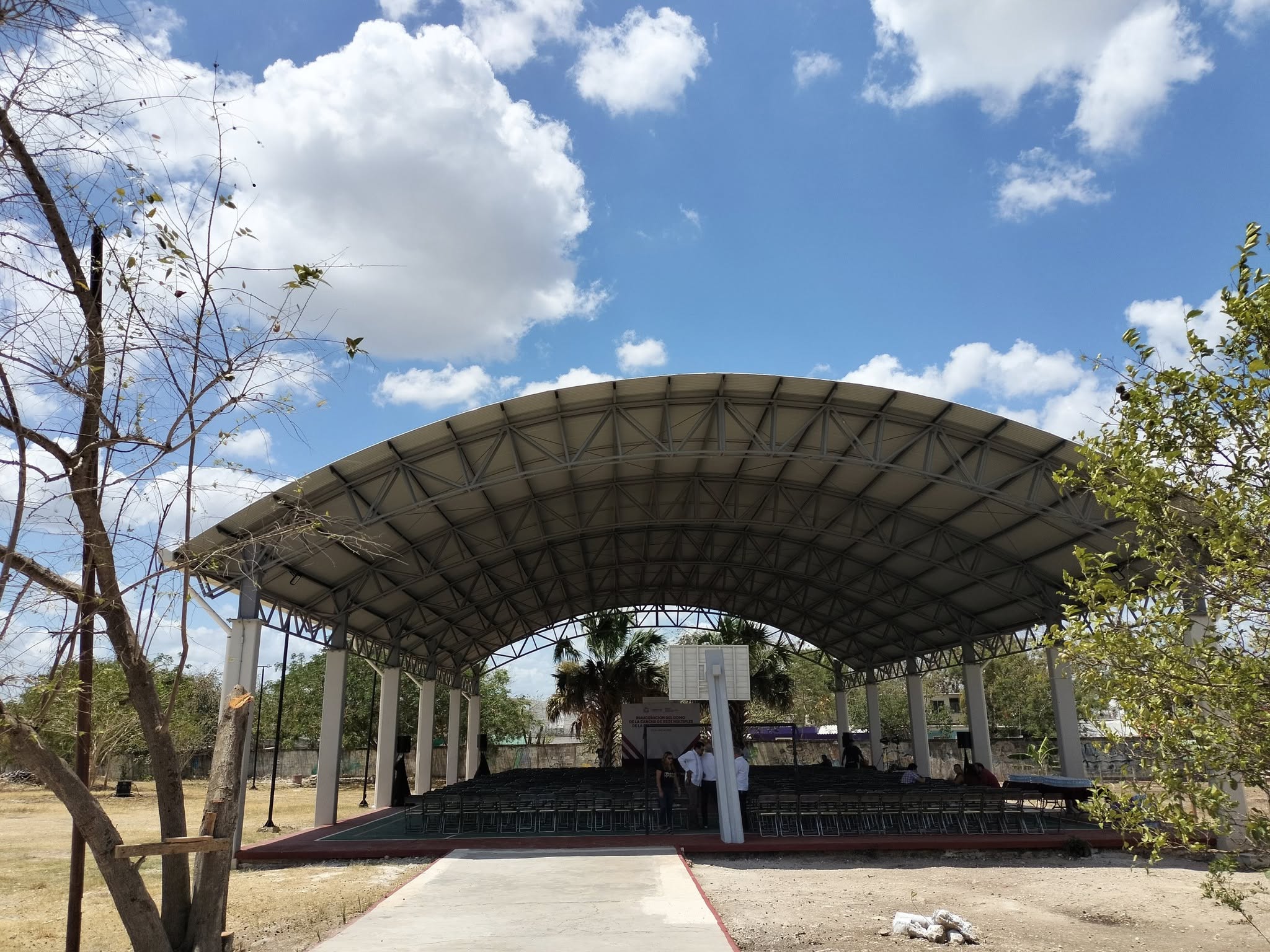 SE INAUGURA DOMO EN CANCHA DE USOS MULTIPLES EN LA ESCUELA SECUNDARIA TECNICA 27