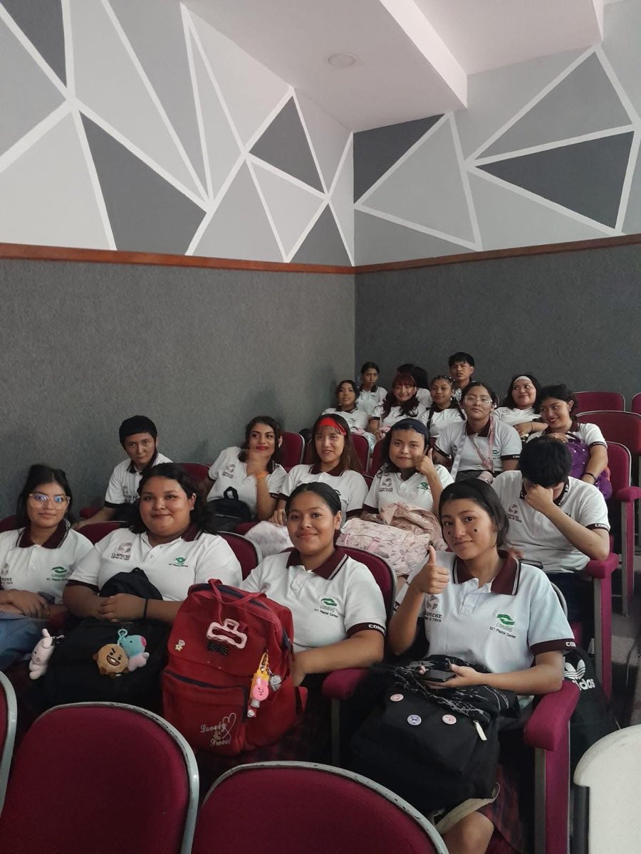 PLANTEL CIUDAD DEL CARMEN DIA INTERNACIONAL DE LA APICULTURA