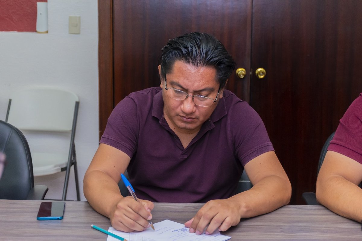 REUNIÓN CON AUTORIDADES DE LAURELES, CAMPECHE