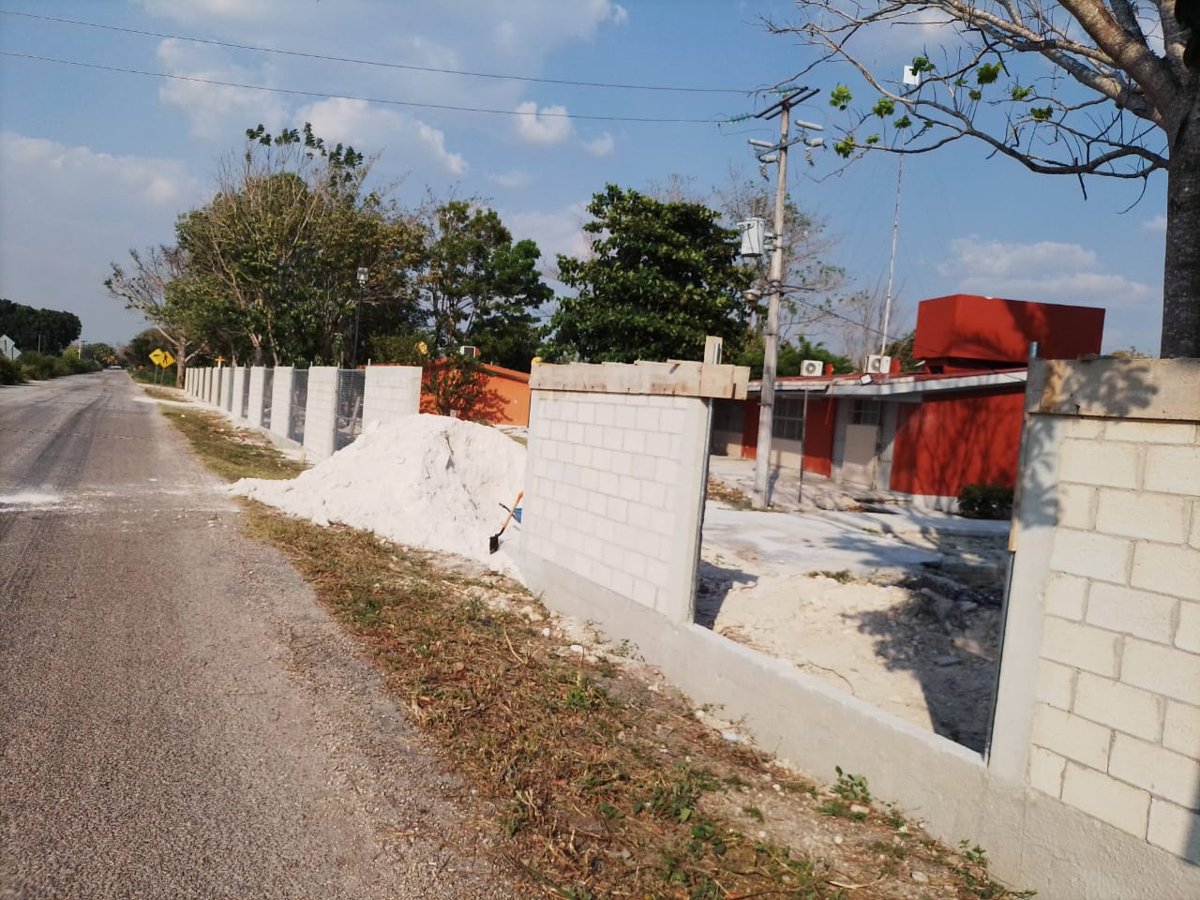 REHABILITACION DE ESPACIOS EN TELESECUNDARIA 125