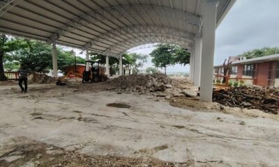 AVANCE EN LA CONSTRUCCIÓN DE LA CANCHA DE USOS MÚLTIPLES EN LA PRIMARIA NIÑOS HÉROES