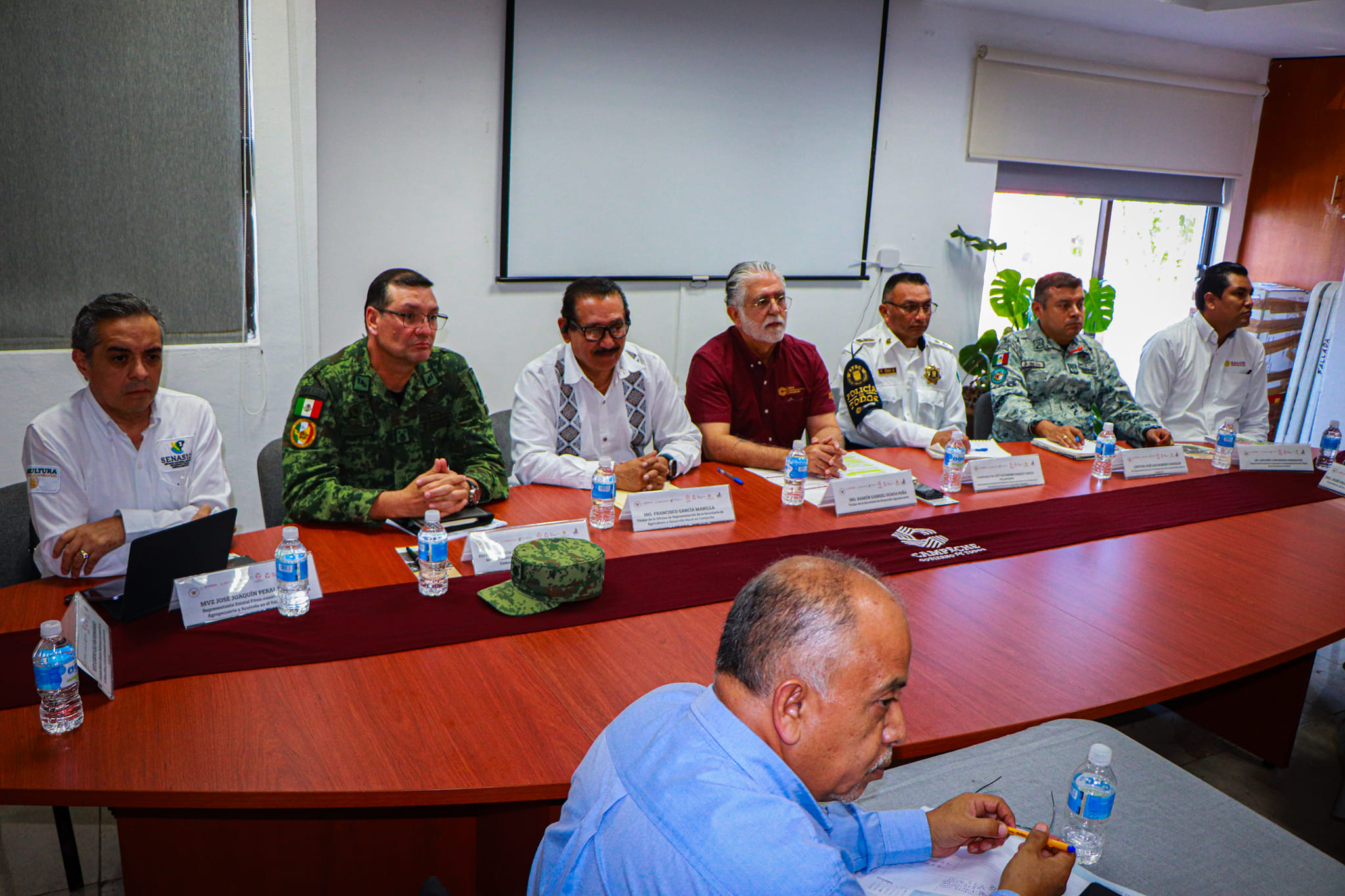 AGRICULTURA Y SDA REFORZARÁN MEDIDAS SANITARIAS PARA COMBATIR EL GUSANO BARRENADOR