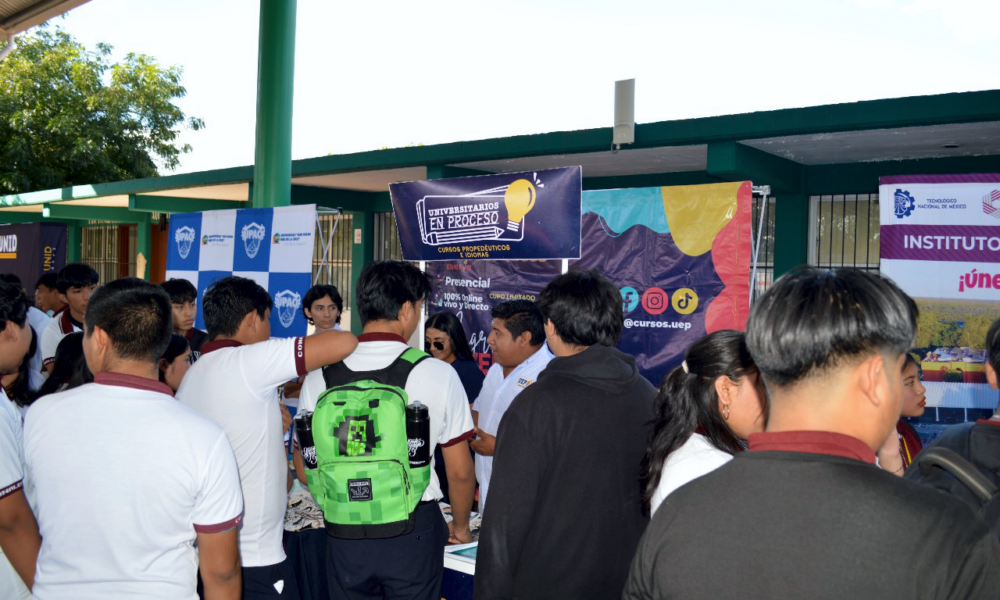 EXPO FERIA EDUCACION PLANTEL DZITBALCHÉ INSTITUCIONES EDUCATIVAS PARTICIPAN EN EXPO FERIA EDUCATIVA EN PLANTEL DZITBALCHÉ SE CONTÓ CON LA PRESENCIA DE 16 INSTITUCIONES, QUIENES PRESENTARON SU