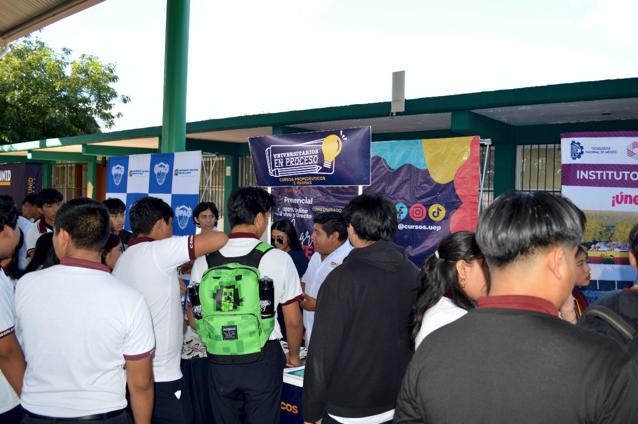 EXPO FERIA EDUCACION PLANTEL DZITBALCHÉ INSTITUCIONES EDUCATIVAS PARTICIPAN EN EXPO FERIA EDUCATIVA EN PLANTEL DZITBALCHÉ SE CONTÓ CON LA PRESENCIA DE 16 INSTITUCIONES, QUIENES PRESENTARON SU