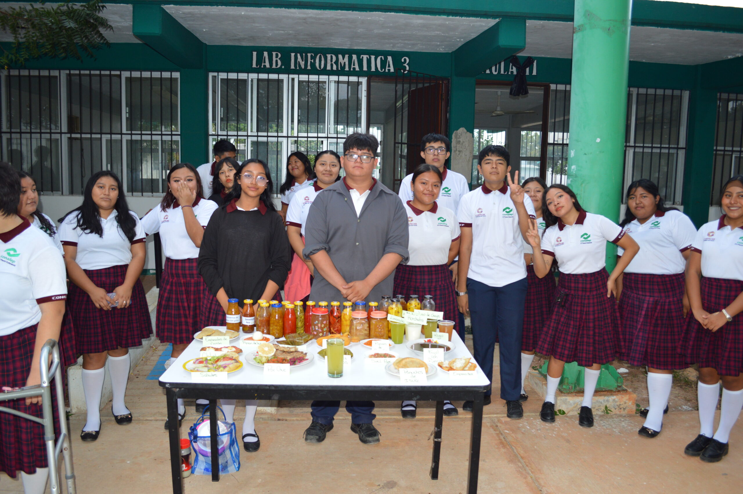 PRESENTACIÓN DE PROYECTOS PLANTEL CONALEP DZITBALCHÉ ALUMNOS COMPARTEN PROYECTOS DE FIN DE SEMESTRE PROYECTOS REALIZADOS CON ESFUERZO Y DEDICACIÓN, PONEN EN CLARO EL APRENDIZAJE ADQUIRIDO