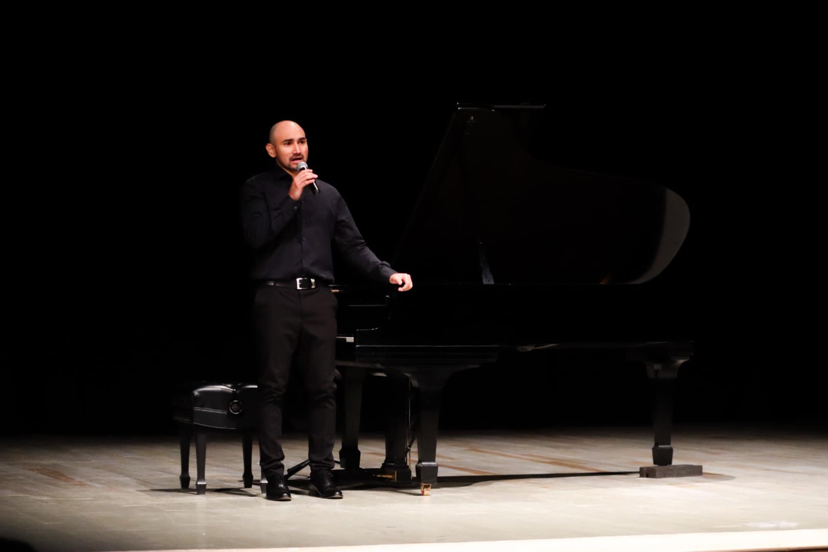 CON UN EXTRAORDINARIO RECITAL DE PIANO, EL TEATRO DE LA CIUDAD FRANCISCO DE PAULA TORO REABRIÓ EL TELÓN EN ESTE 2025