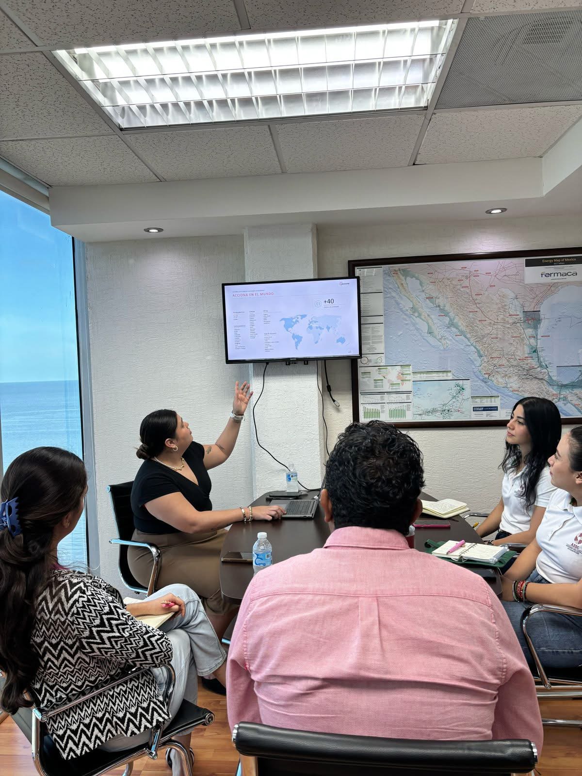 REUNIÓN CON ACCIONA ENERGÍA