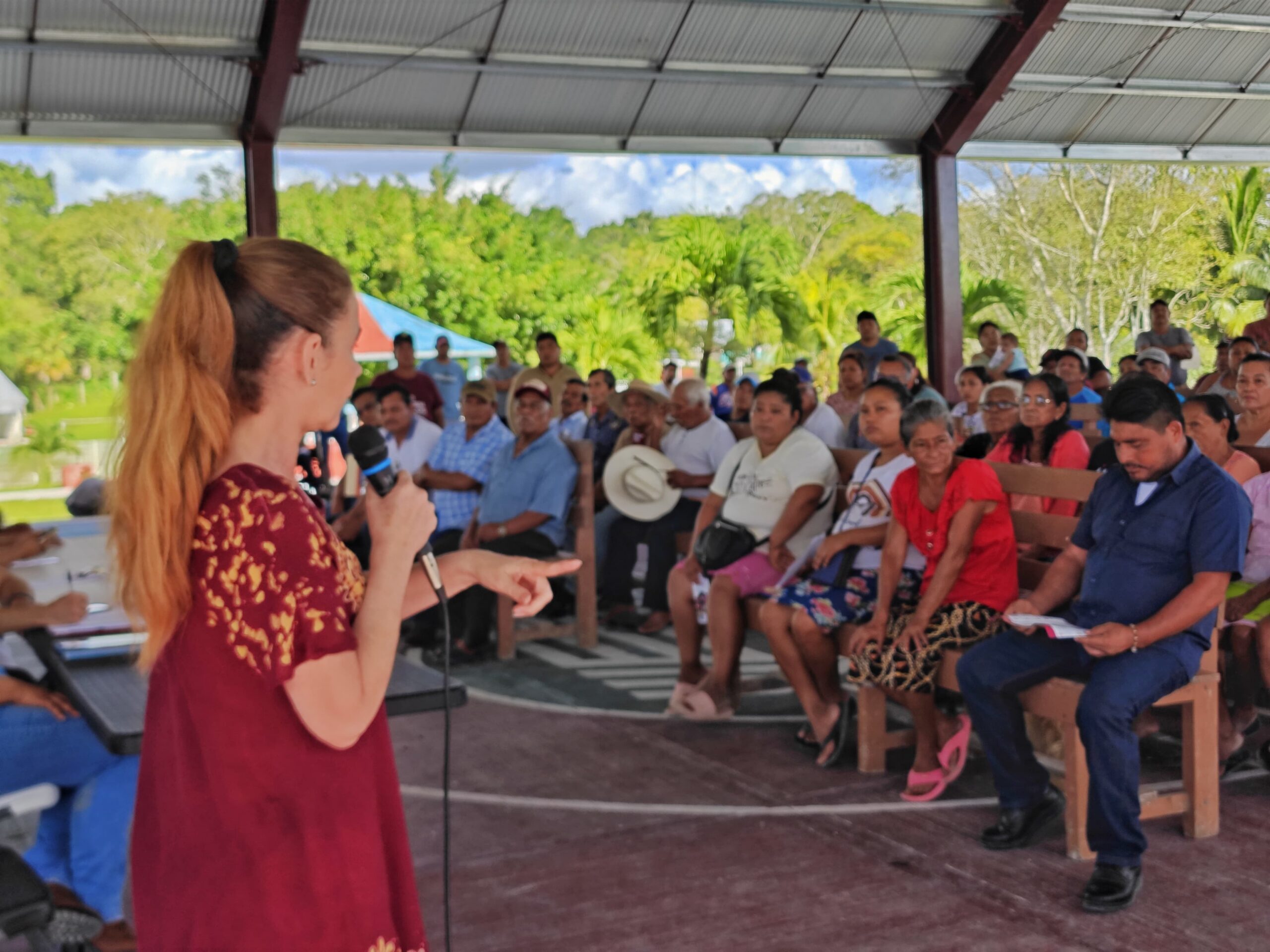 LLEVAN PROGRAMAS DEL GOBIERNO DE TODOS A LAS COMUNIDADES EN LA ZONA LIMÍTROFE