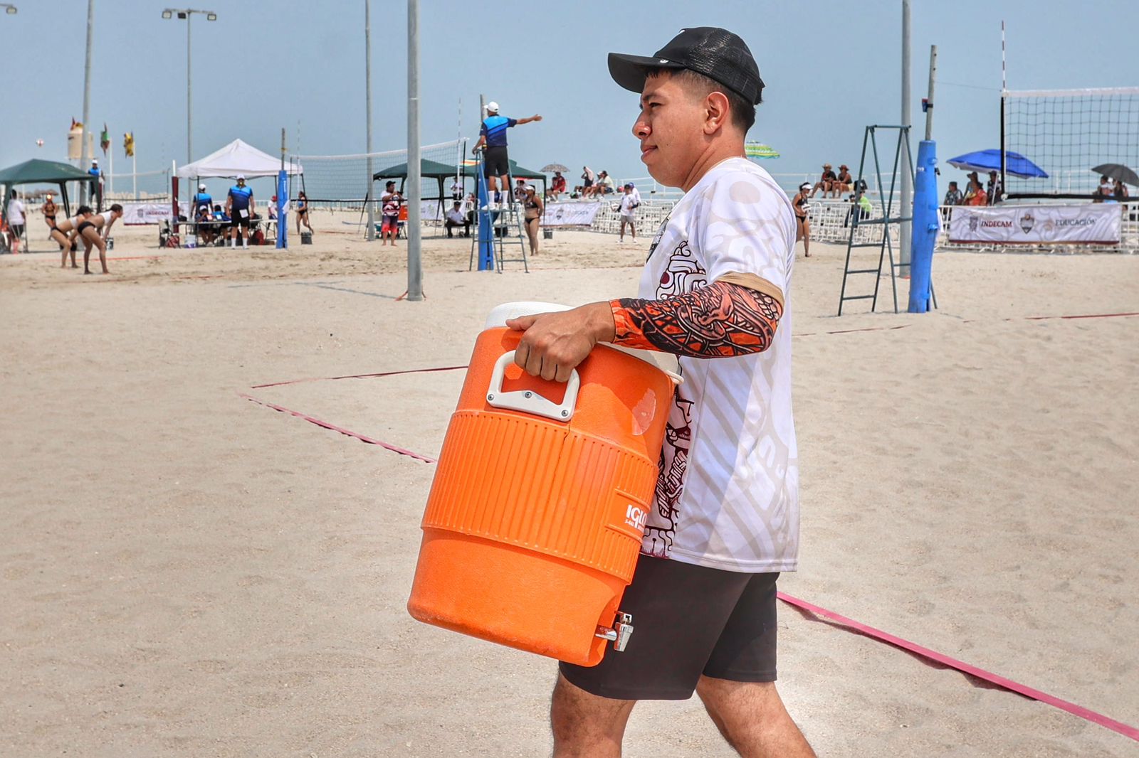 NACIONALES CONADE PROVEEN HIDRATACIÓN AL MÁXIMO EN UN CAMPECHE A MÁS DE 40°C