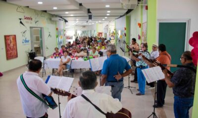 CELEBRACIÓN A LAS MADRES EN CIAM ISSSTECAM